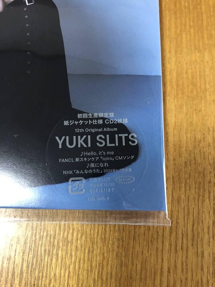 SLITS（初回生産限定盤） Amazon.co.jp: YUKI 【限定】 SLITS